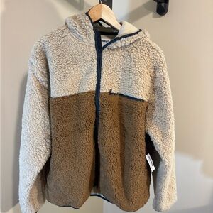 Old Navy Sherpa Jacket in Cream and Brown